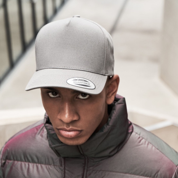 Casquette Snapback visière incurvé (7707)